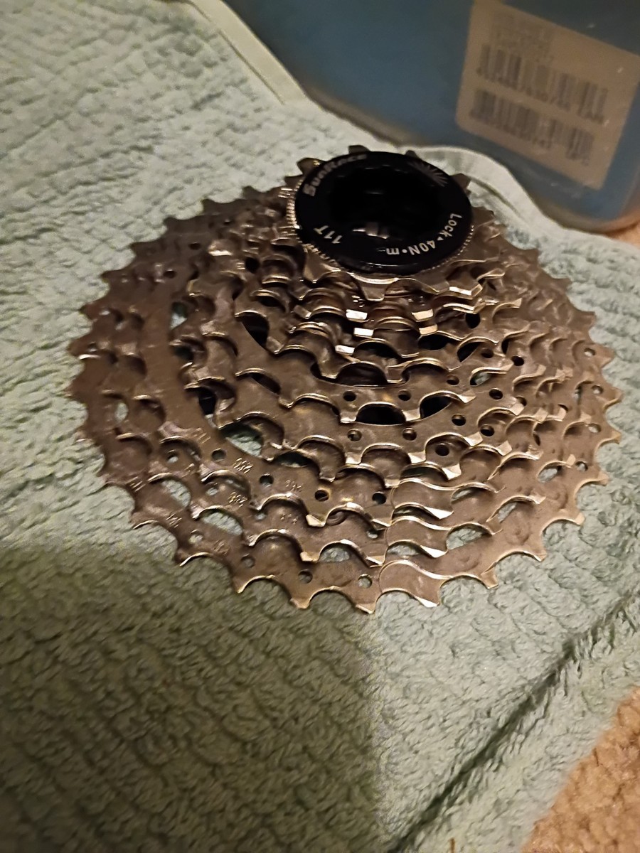 Cassette Shimano 105 CS-R7000 11-32 Dents – 11 Vitesses – Route/Gravel/VTT – Occasion Bon état