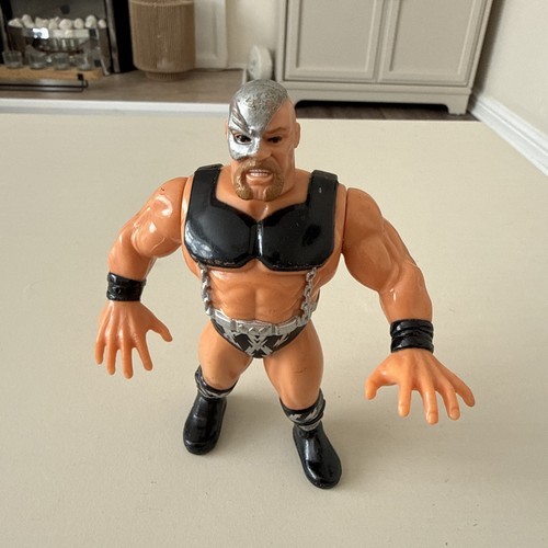 Vintage 1992 Hasbro WWF Warlord Wrestling Figure (...