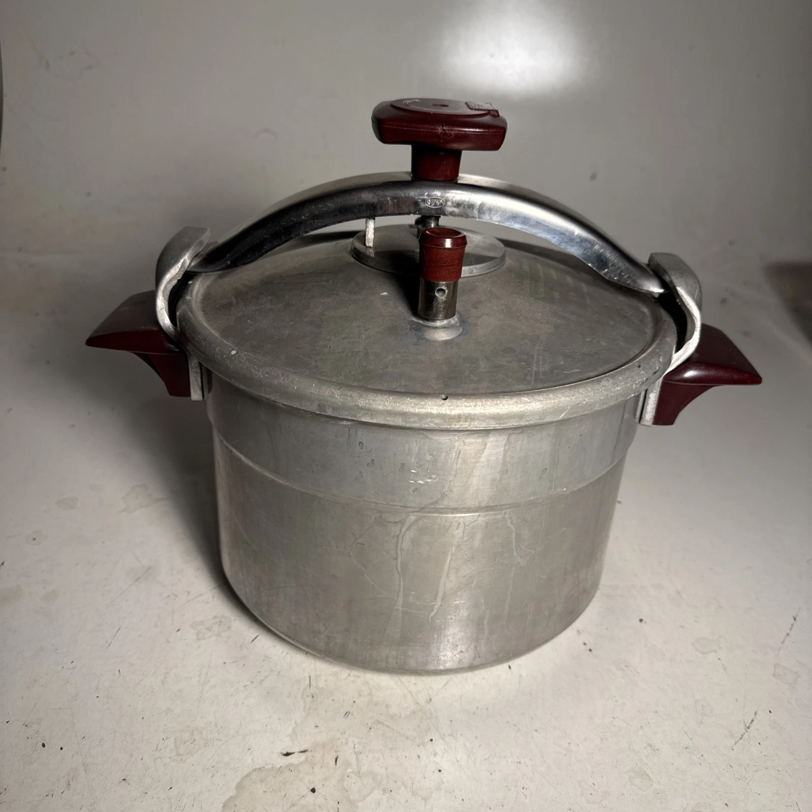 SEB Aluminum Pressure Cooker Stove Top Made In France Vintage
Opens in a new window or tab