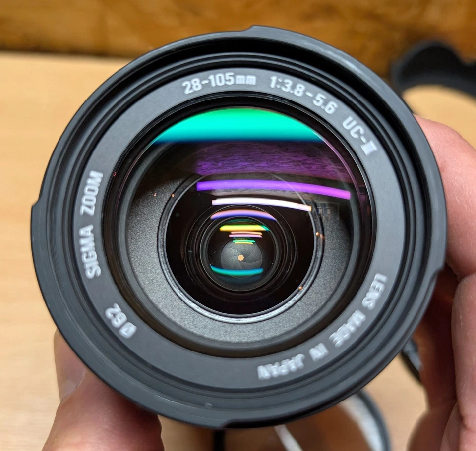 Sigma UC-III 28-105mm F/3.8-5.6 D AF Wide Zoom Camera Lens Sony/ Minolta AF Fit - Image 4 of 4