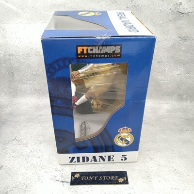 FTCHAMPS　12インチ　ジダンフィギュア Amazon | FT Champs - Real Madrid: 12 Inch Deluxe Figure
