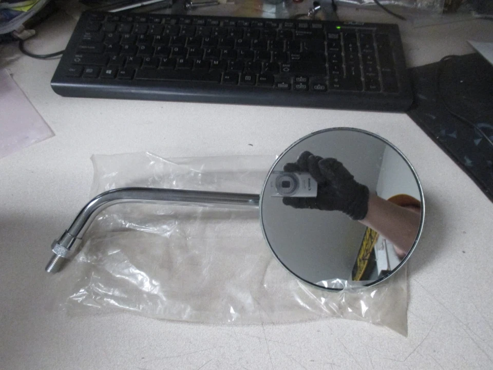 Conjunto de espejo retrovisor derecho NOS Suzuki OEM 83-84 DR500 82-83 GS1100 56500-45101 Foto 3 de 4