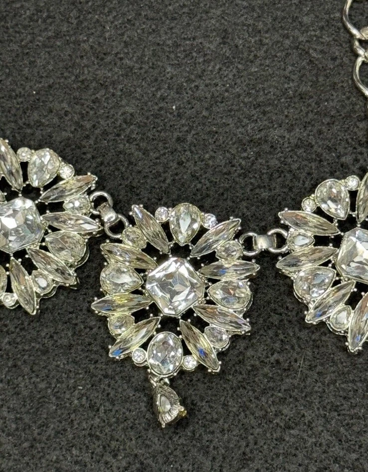 Target бренд серебристого тона со стразами заявление ожерелье - гламур и шик! - Изображение 2 из 4