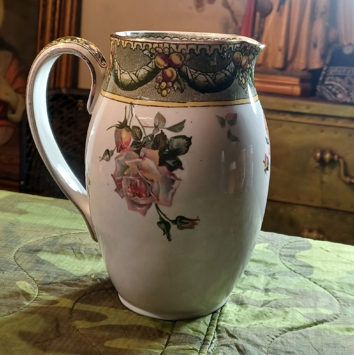 ロイヤルドルトン  Again Royal Doulton Pitcher Bone China Numbered Fruit & Flora Numbered