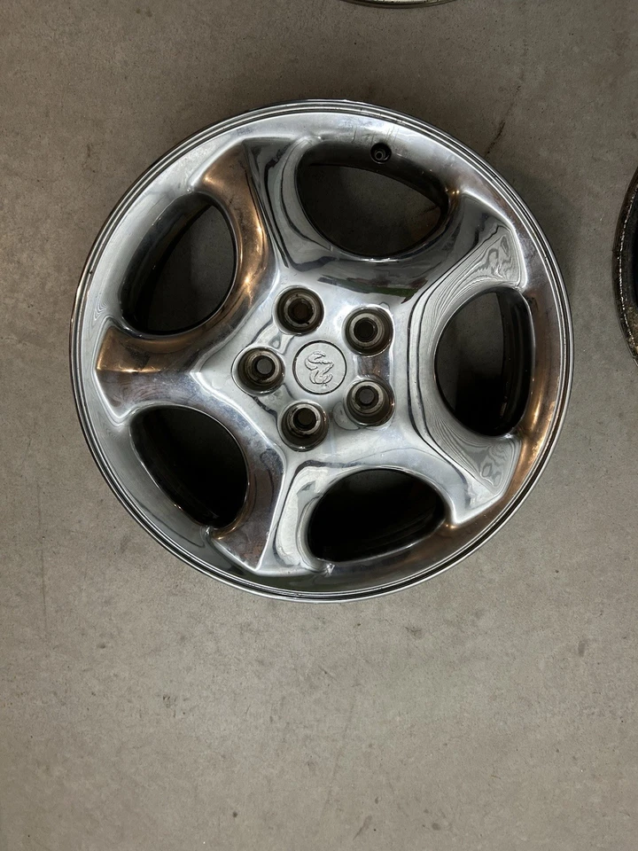 JUEGO DE 4 llantas cromadas Dodge Grand Caravan 2001-2002 OEM 17 pulgadas 17" Foto 4 de 4