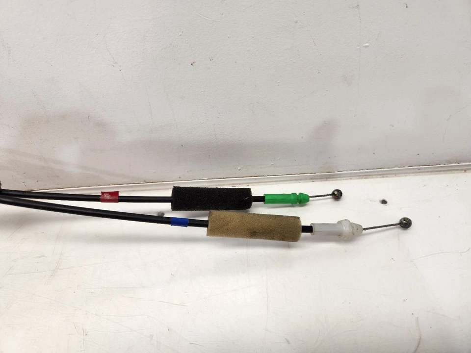 Toyota Prius II 2012 (VIN DU) pestillo de puerta delantera izquierda para conductores Foto 3 de 4