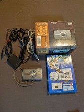 Olympus Sp-700 Compact Digital Camera