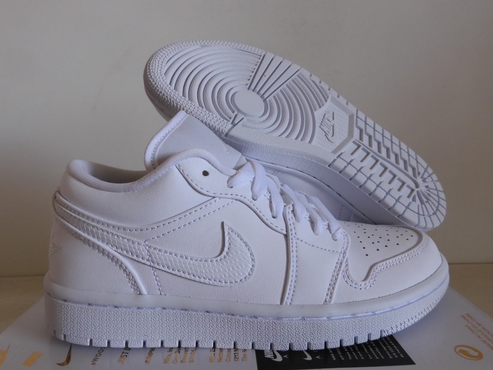 Nike Air Jordan 1 Triple Low Athletic White WMNS Sneakers AO9944-111