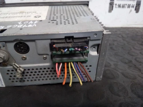 04704392AD Audio-/Radio-CD-System Für CHRYSLER VOYAGER GS 2.5 TD 1998 529782 - Bild 3 von 10
