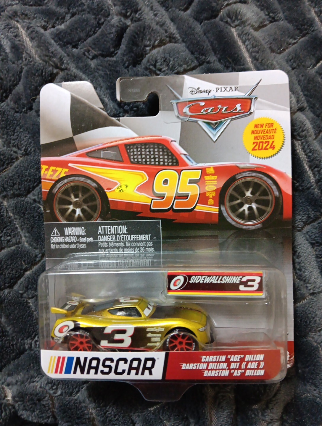 2024 Disney Pixar Cars #3 Gold Color Caŕston