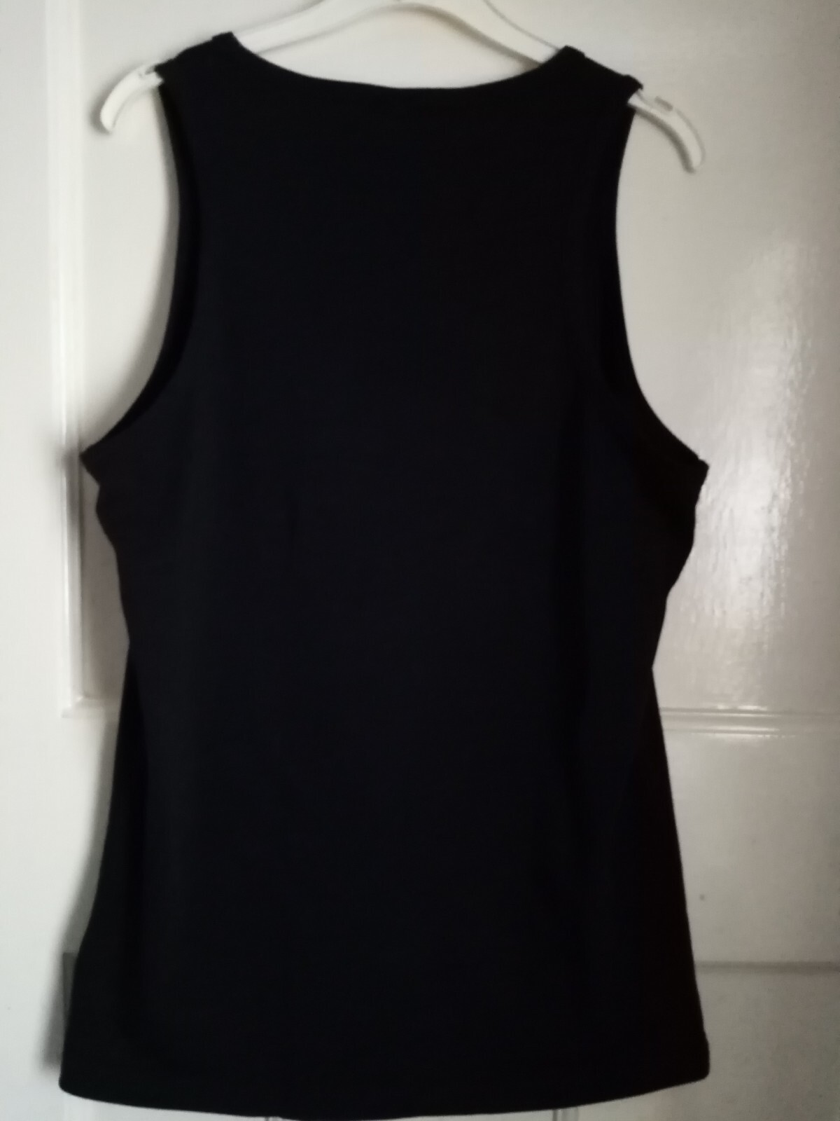 Picture 3 of 24