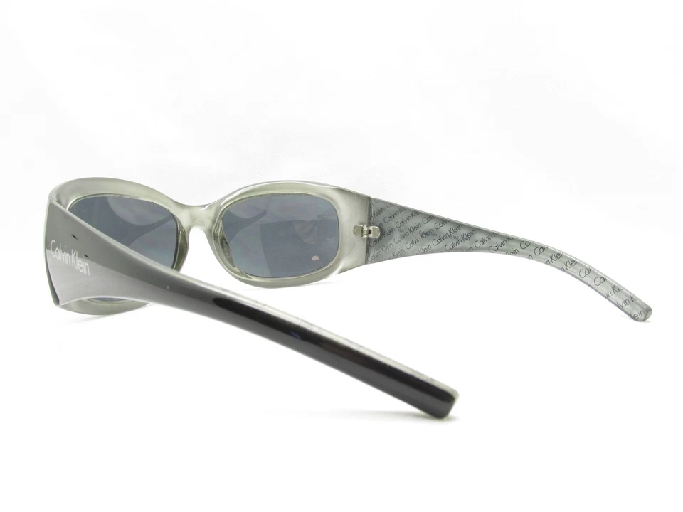 GAFAS DE SOL CALVIN KLEIN NEGRAS ENVOLVENTES DEPORTIVAS R511.S 60-130 117439 Foto 4 de 4