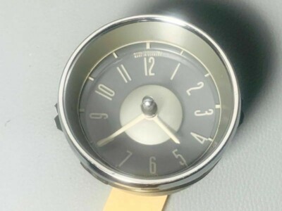 VW 1500 1600 Typ3 Typ 3, 311919203 6V Uhr VDO gebraucht