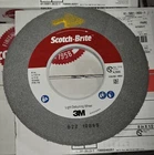 Scotch Brite Light Deburring Finishing Blending Wheel 8" x 1/2" x 3" 7S Fine