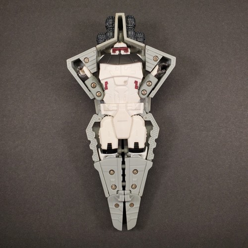Lieutenant Thire to Republic Assault Cruiser Star Wars Transformers Crossovers - Picture 6 of 12