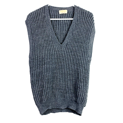 Vintage Handmade Soft Thick Knit Gray V-Neck Sweater Vest Chest 38