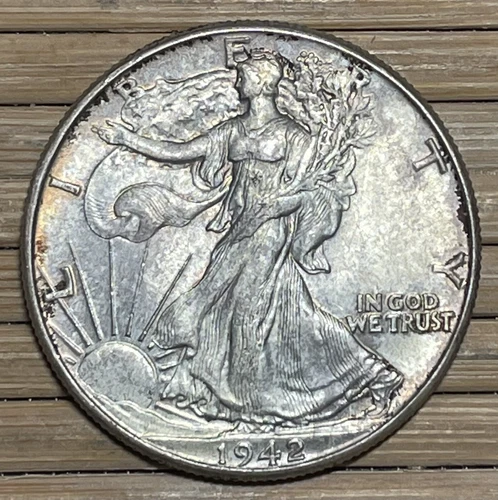1942 WALKING LIBERTY HALF DOLLAR, CHOICE ABOUT UNCIRCULATED COIN, FREE SHIPPING