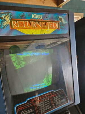 STAR WARS RETURN of the JEDI ARCADE MACHINE by ATARI 1983