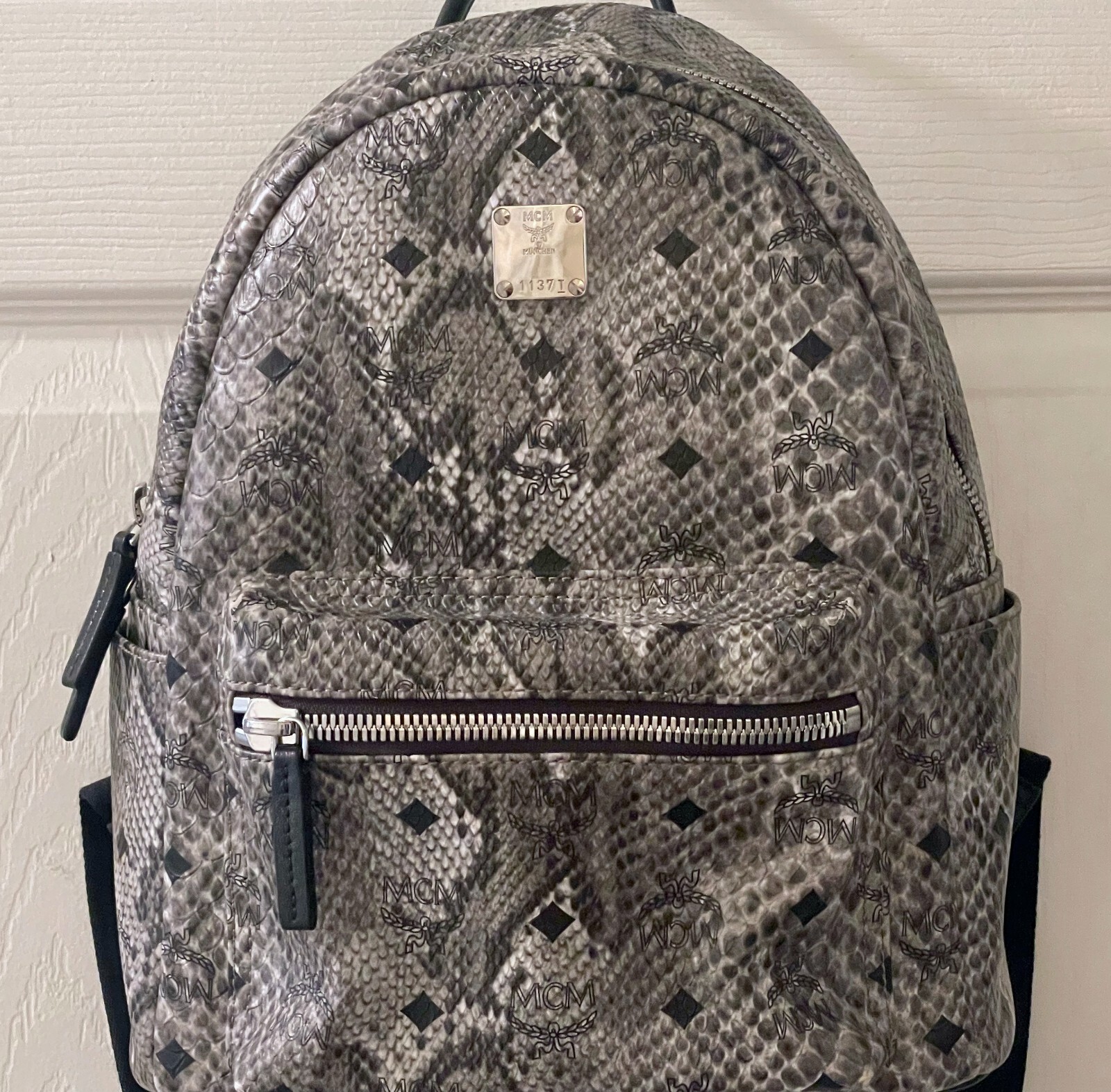 MCM GRAY PYTHON SNAKE BLACK DIAMOND PRINT MONOGRA… - image 2