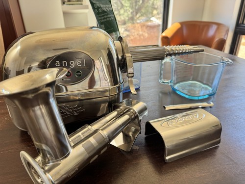 Super Angel PLUS Estrattore di Succo 5500 Acciaio Inox Doppio Ingranaggio - Usato Delicatamente - Foto 9 di 24