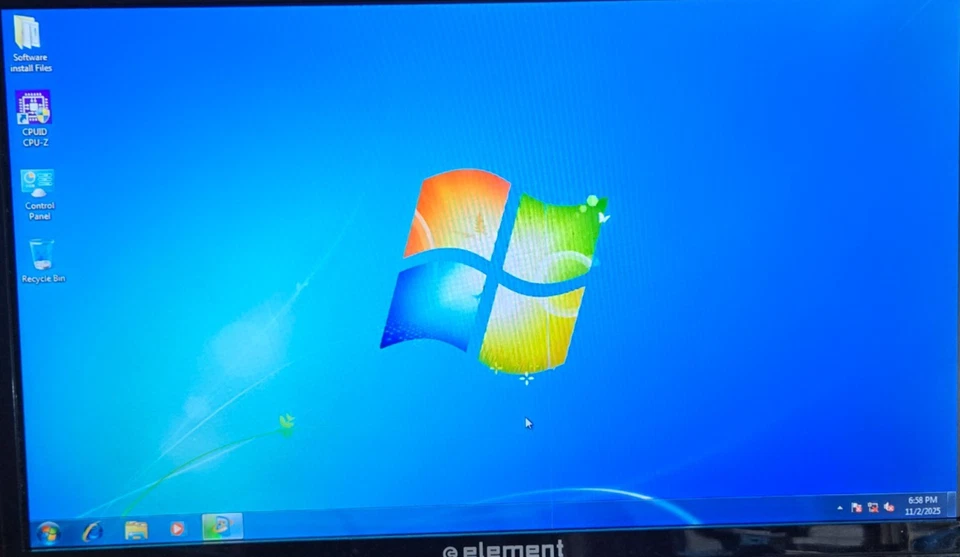 Dell Vostro 230 PC Monitor Keyboard Mouse Intel Dual Core E5700 3Ghz 2GB 220GB - Image 3 of 4