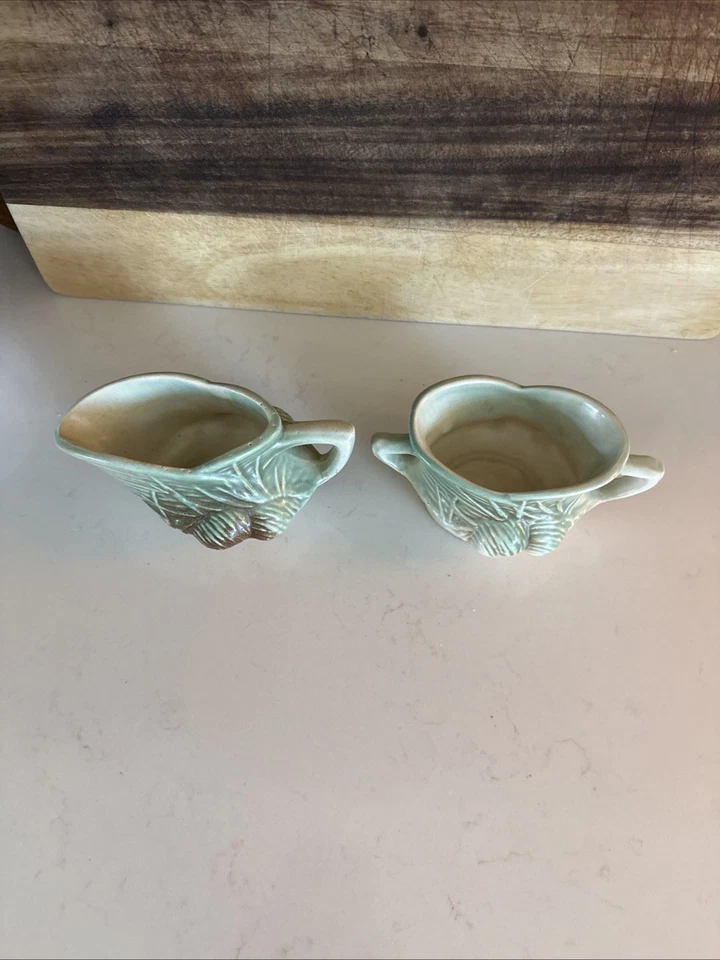 vintage McCoy Pottery Pine Cone sugar and creamer set 1940s Cream - Image 4 of 4