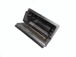 ASCHENBECHER VORNE Toyota Celica (T23)(1999->)