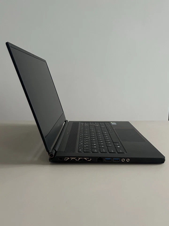 MSI WS65 9TK Workstation Laptop i7, 32GB, 1TB SSD, RTX3000, W10 Notebook - Bild 4 von 4