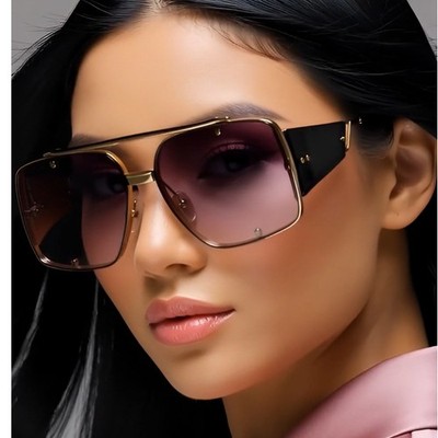 Women Sunglasses Designer Sqyare Gold Frame Black Accents Fashion UV400 Lentes