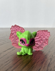 Hatchimals Colleggtibles Mini Figures Lot Of 16 Mixed Lot