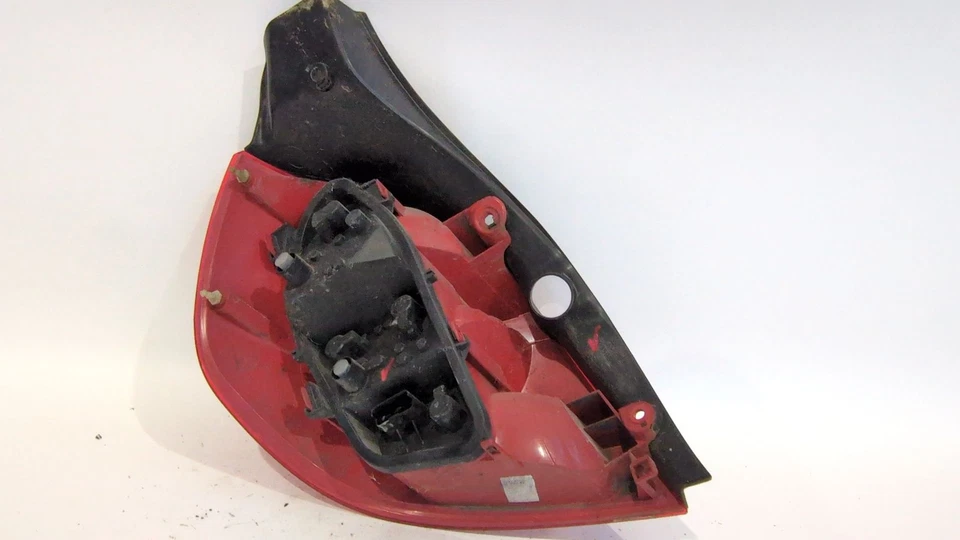 8200459960 LUCI POSTERIORI DESTRA / 180691 PER RENAULT CLIO III BR0/1, CR0/1 1 - Immagine 4 di 4