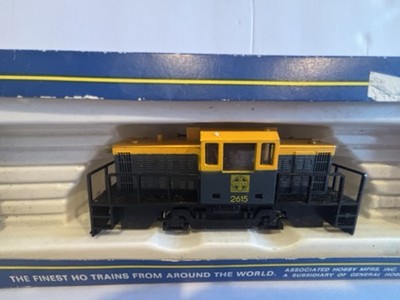 HO Scale AHM SANTA FE Center Cab Industrial Switch Locomotive #2615