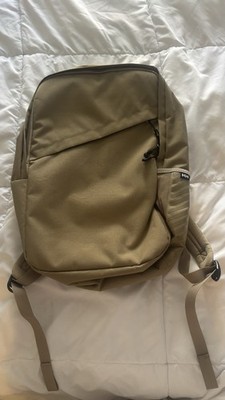 Helly Hansen Sentrum Backpack Pebble, Lightweight, Inner Pockets, Zip Closure