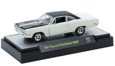 PLYMOUTH Road Runner HEMI - 1969 - white / black - M2 1:64