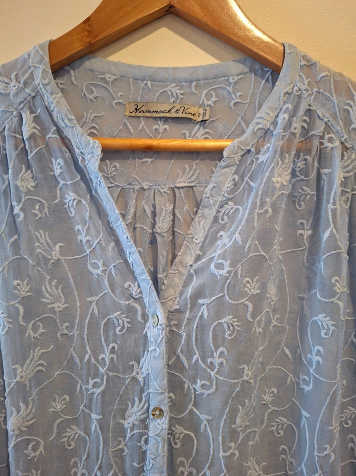 Hammock & Vine, lovely lace embroidered shirt/top, viscose, size 12/14, good - image 4 of 4