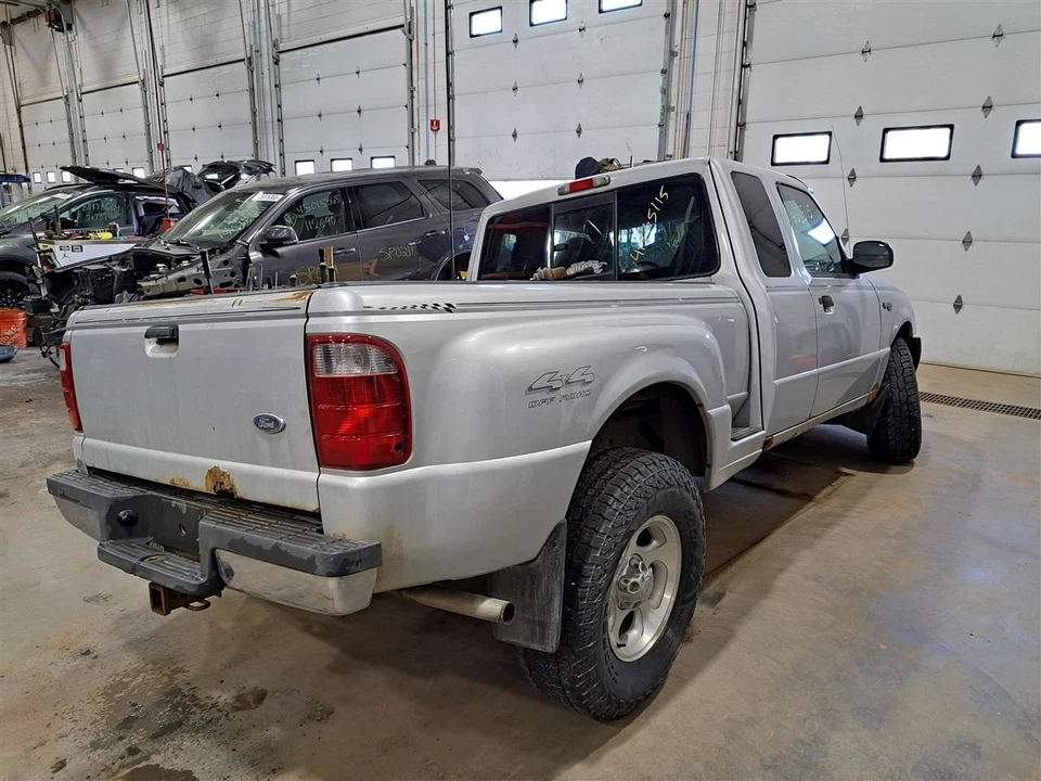 Brake Master Cylinder 2001 Ranger Sku#4102480 - Image 4 of 4