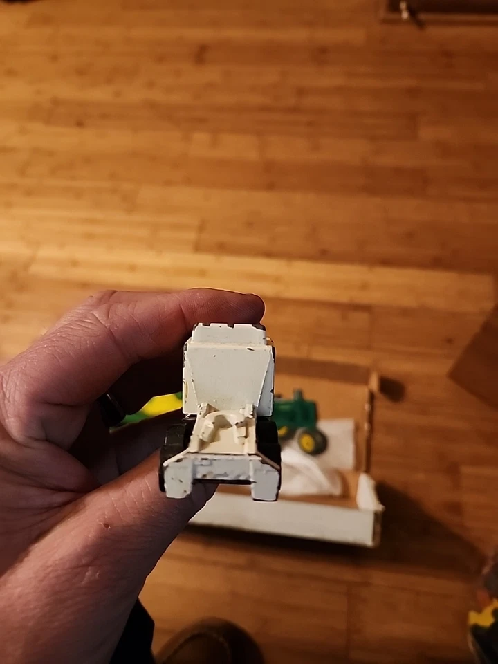 Hot Wheels Long Shot Kenworth 1982 No 3921 белая гонконгская база 1982 г. - Изображение 4 из 4