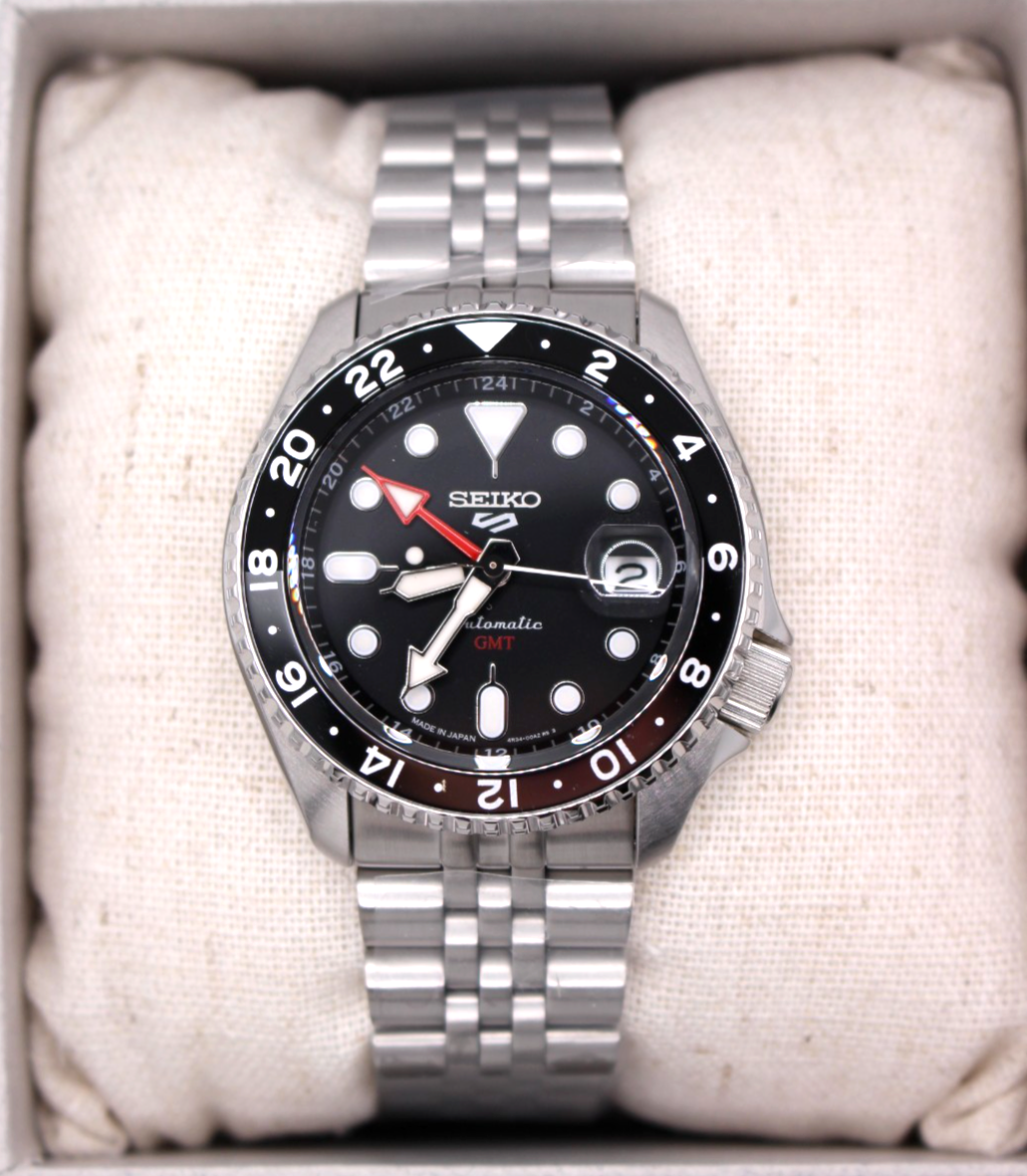 SEIKO 5 sports GMT SBSC001 美品 SEIKO 5 Sports SKX Sports Style GMT SBSC001 Men's Watch Automatic