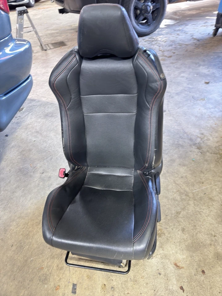 Subaru BRZ 2016 asiento delantero derecho conductor izquierdo cuero ScionFRS 13-18 Foto 3 de 4