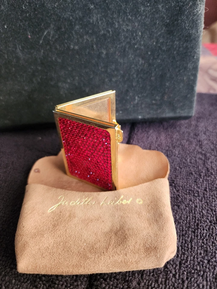 Marco de fotos de viaje en miniatura de cristal rojo Judith Leiber Foto 2 de 4