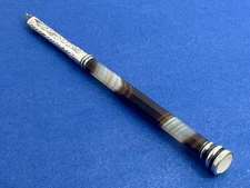 GOOD ANTIQUE VICTORIAN SOLID SILVER SCOTTISH AGATE SEAL END DIP PEN