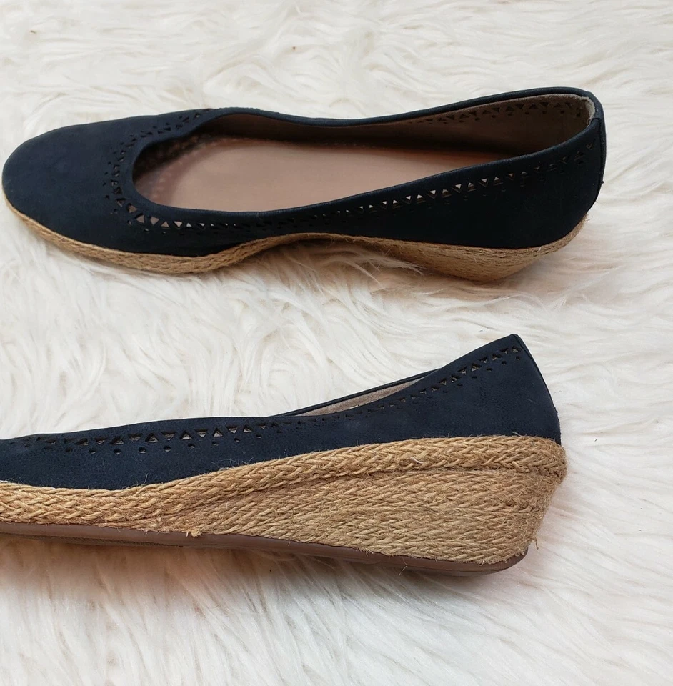 Easy Spirit Derely Women's Size 11 Wedge Pumps Espadrilles Leather Black Leather - Image 4 of 4