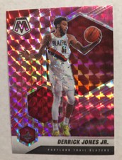 2020/21 Mosaic Derrick Jones Jr #31 Pink Camo Prizm