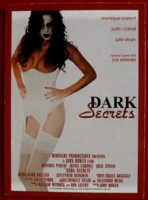 JULIE STRAIN - QUEEN OF THE B MOVIES - Card #51 - DARK SECRETS - Comic Images