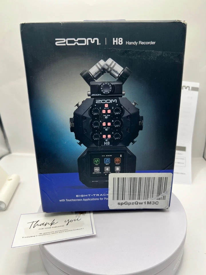 ZOOM H8 Handy Recorder 8-Channel Recorder for Podcasting, Music Production - Image 4 of 4