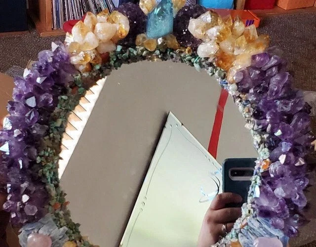 Semi-Precious Agate Stone Wall Mirror – Handmade Home Decor Accent Piece - Image 2 of 4