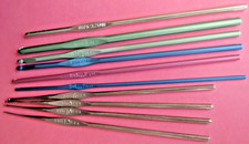 10 Vintage Susan Bates Steel Crochet Hooks  5 colored and 5 chrome