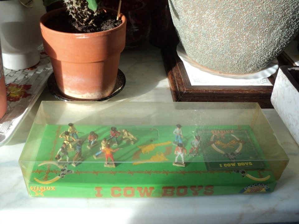 VENDS BOITE STARLUX AVEC 12 COWBOYS 1/50 EME TBE ........ - Photo 4/4