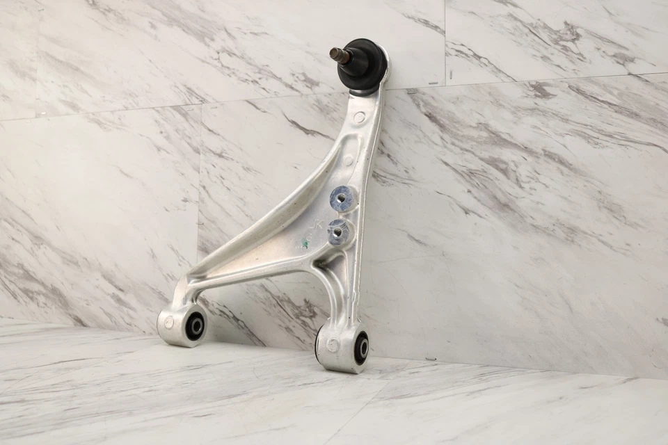 09-13 INFINITI G37 SEDAN RWD ONLY REAR RIGHT PASS SIDE UPPER CONTROL ARM UCA OEM - Image 3 of 4