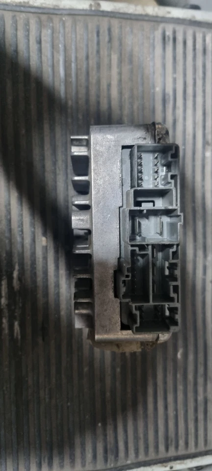 CENTRALINA SERVOSTERZO CITY  ORIGINALE FIAT PUNTO 188 COD. 46838199 - Immagine 2 di 2